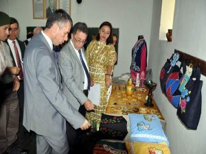 Tahtakuşlar Mahallesi'nde El Emeği Eserler Sergileniyor