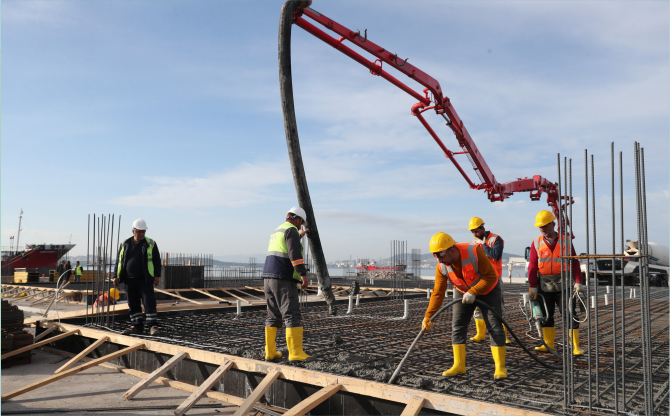 Aliağa Yolcu İskelesi’nde Çalışmalar Hızla Sürüyor