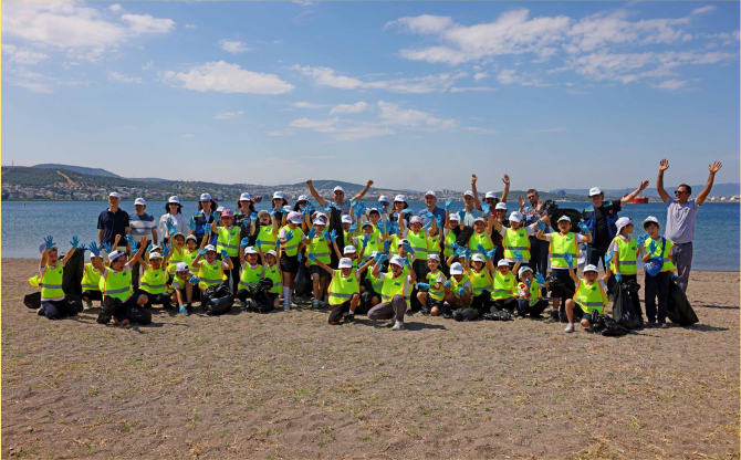 Aliağa’da Öğrencilerden Anlamlı Çevre Günü Etkinliği
