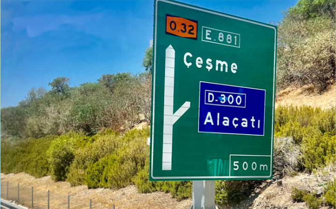 Çeşme Otoyolu Yeniden Trafiğe Açıldı