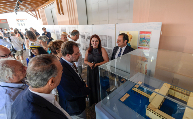 İzmirlilerin denizle ilişkisi sergiye dönüştü