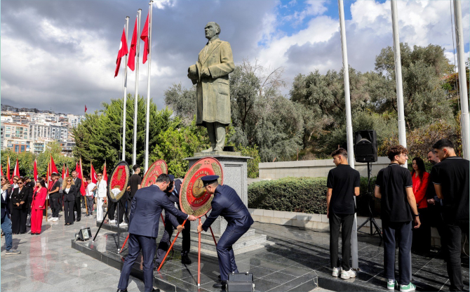 Cumhuriyet'in 102. Yılı Bayraklı'da Coşkuyla Kutlandı