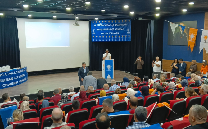 AK Parti Aliağa’da Genişletilmiş İlçe Danışma Meclisi Yapıldı