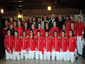 Milliler Kampı Tamamladı