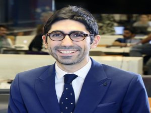 Makrofon’da Sıcak Sohbetler