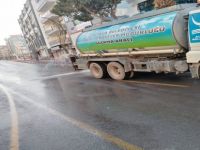 Hijyen Ekipleri Sokakları Dezenfekte Etmeye Devam Ediyor