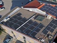 Sanayi Tesisleri ve AVM’ler Tasarruf İçin Çatılarını Güneş Panelleri İle Kaplıyor