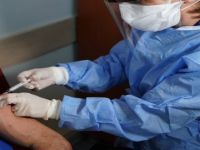 Ege’de Sağlık Çalışanları Koronavirüse Karşı Aşı Olmaya Başladı