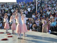 Aliağa'da 4-6 yaş Kur'an kursu öğrencilerinden yıl sonu şenliği