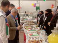 Aliağa'da Filistin'e Destek İçin Hayır Çarşısı Açıldı