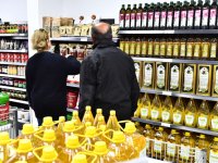 İZMAR, uygun fiyatlarıyla dar gelirliye nefes oldu