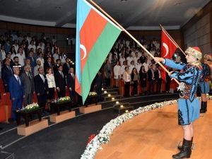 Aliağa’da Gül Bayramı Etkinliği Düzenlendi