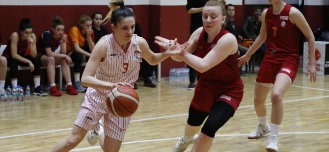 Bayraklı'nın Perileri Fırtına Gibi Esiyor